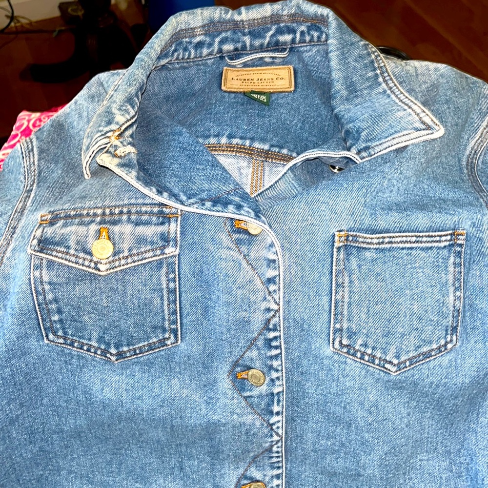 NWOT!! Lauren Ralph Lauren Denim Barn Jacket. Women’s Large